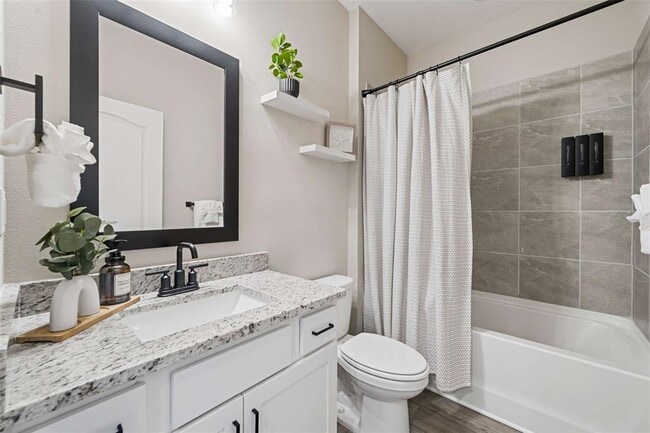 Building Photo - 7796 Somersworth Dr