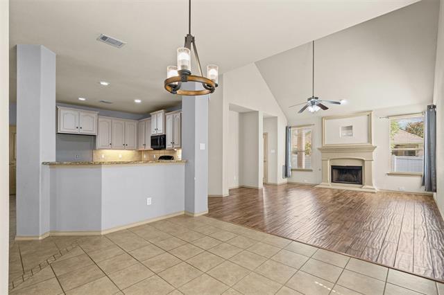 Building Photo - 5049 Cassidy Ln