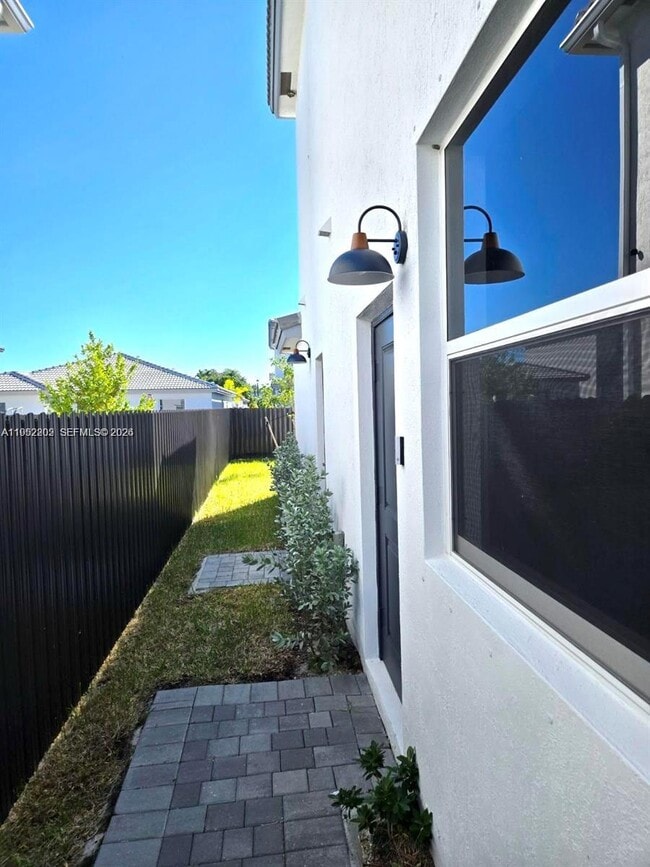 Building Photo - 14894 SW 163rd St