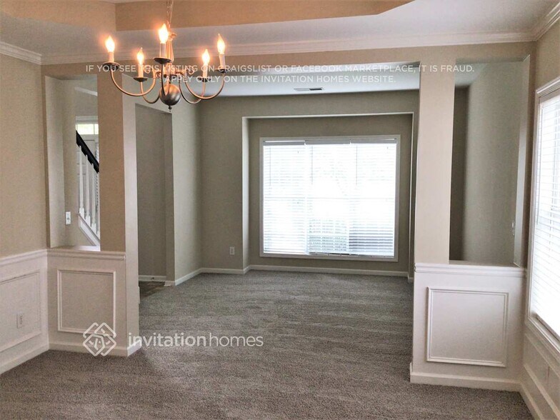 Building Photo - 4029 Saddlebrook Creek Dr