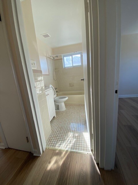 Building Photo - 7423 St Patricia Ct