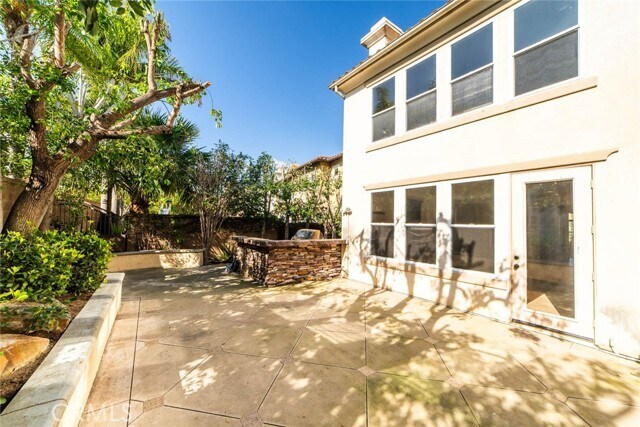 Building Photo - 6 Roseleaf