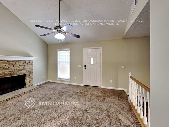 Building Photo - 3305 Catalina Dr