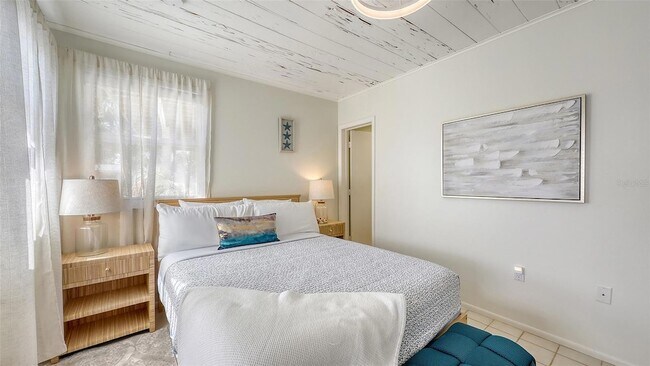 Building Photo - 3604 Casey Key Rd