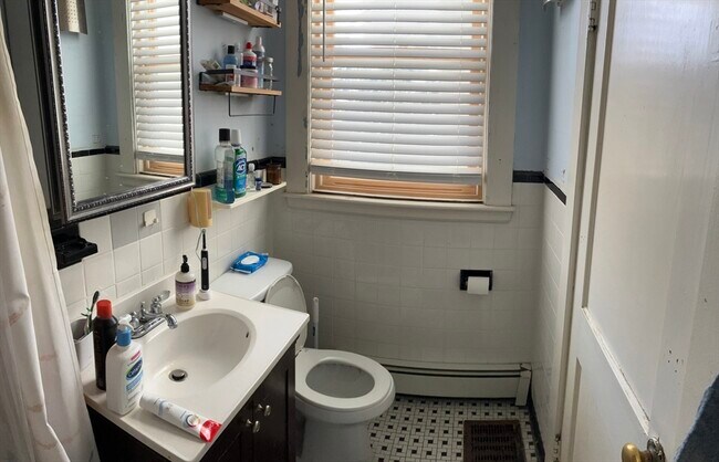 Building Photo - 47 Spring St