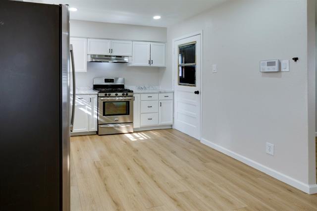 Building Photo - 4526 Hanover Dr