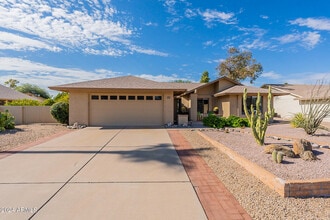 Building Photo - 9625 W Taro Ln