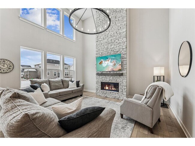 Building Photo - 7872 Jade Ln