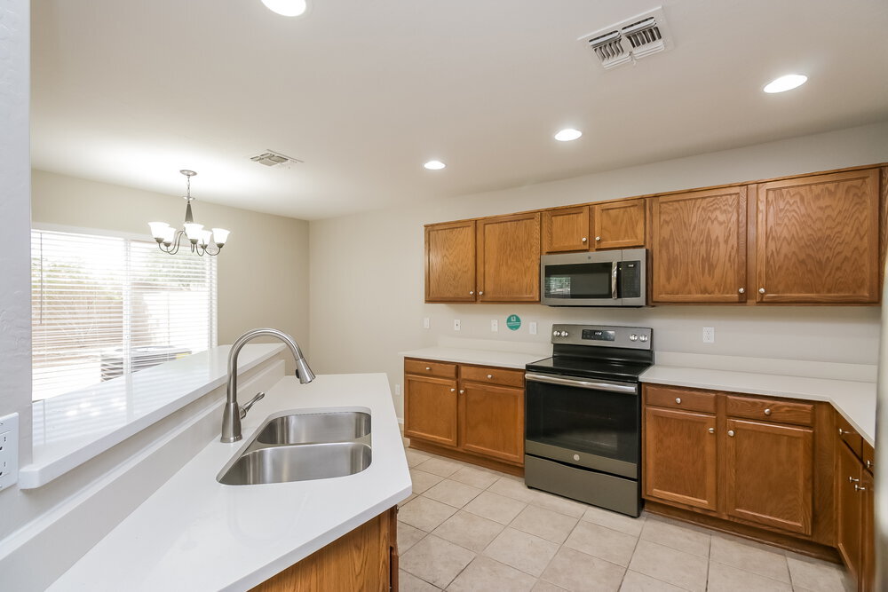 Building Photo - 31254 N Blackfoot Dr