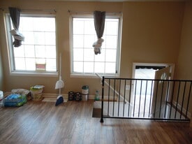 Building Photo - 105 S 18th St