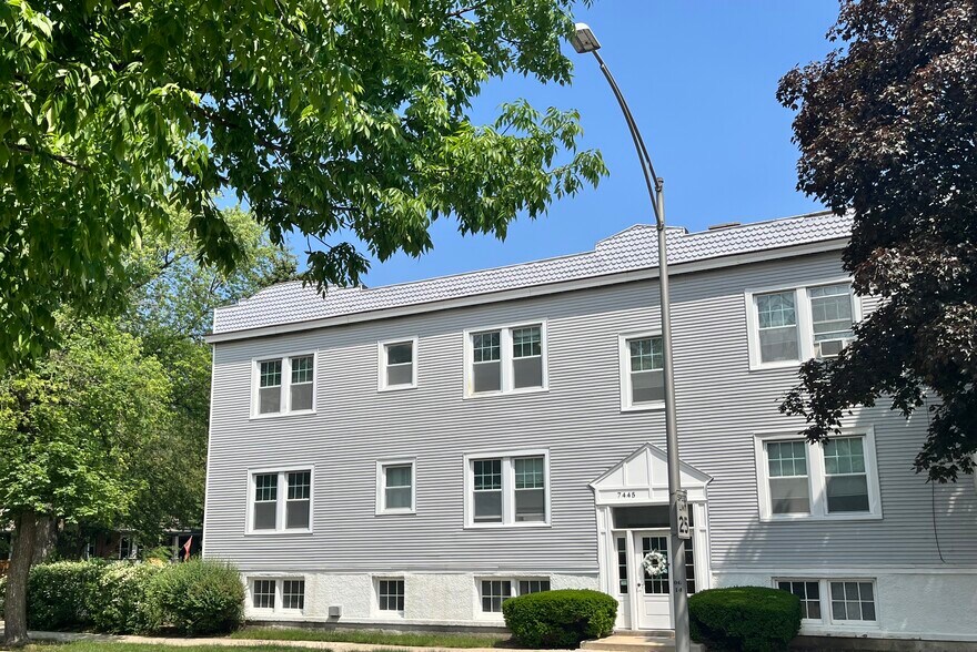 Building Photo - 7445 Jackson Blvd