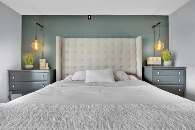 Building Photo - 4109 Fairview Vista Point