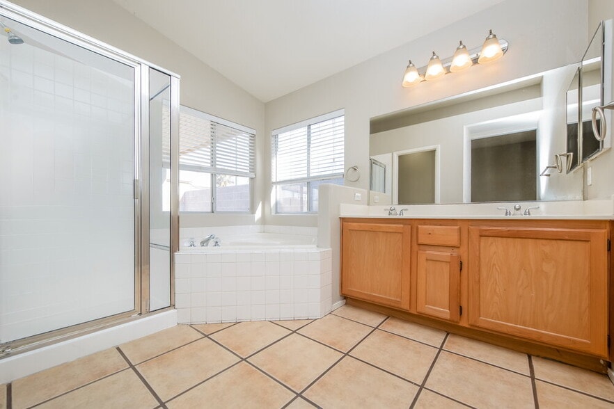 Building Photo - 5216 Backwoodsman Ave