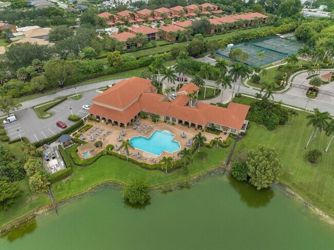 Building Photo - ***ANNUAL UNFURNISHED***NOW AVAILABLE***NO...