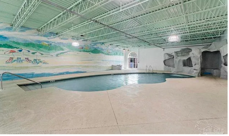 Building Photo - 224 E Garden St