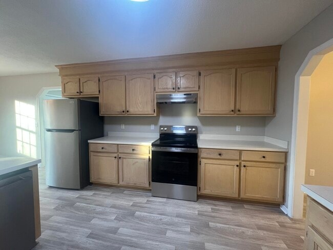 Building Photo - 1240 Inabinet Dr