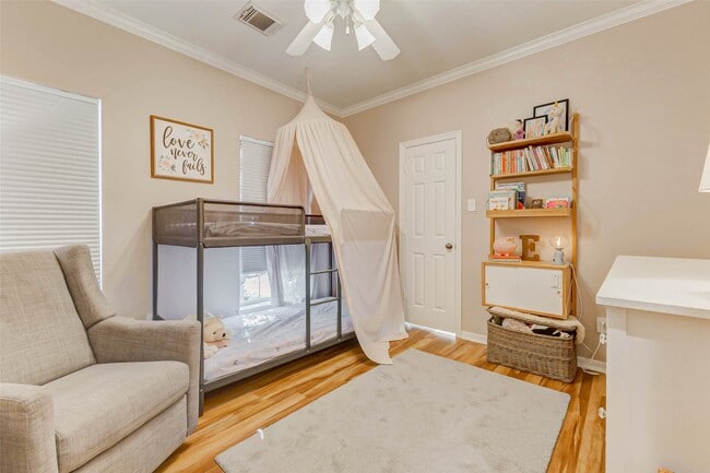 Building Photo - 2828 W Holcombe Blvd