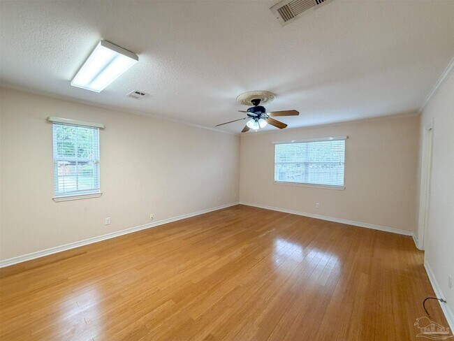 Building Photo - 3915 Potosi Rd