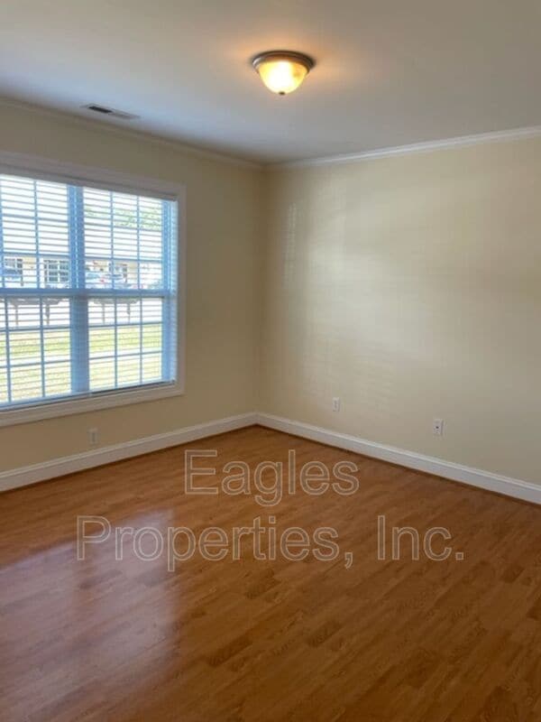 Building Photo - 2725 Hatteras Dr