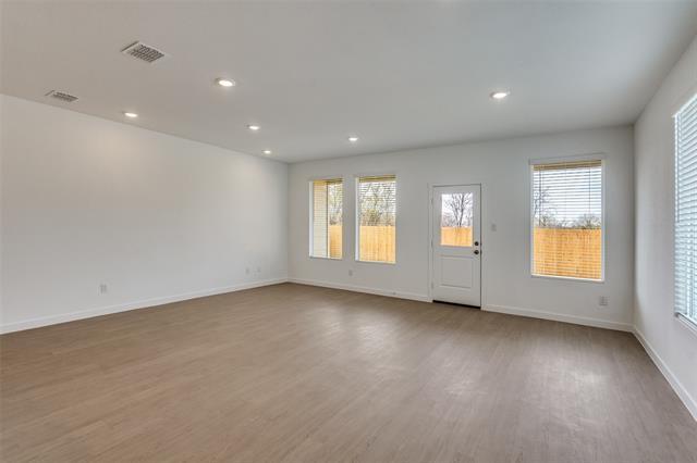 Building Photo - 6826 Welsh Dr