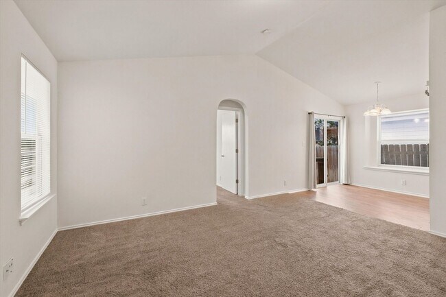 Building Photo - 6918 Sandy Point Dr