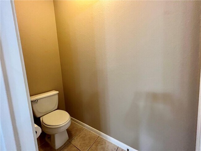 Building Photo - 15521 Whistling Straits Dr
