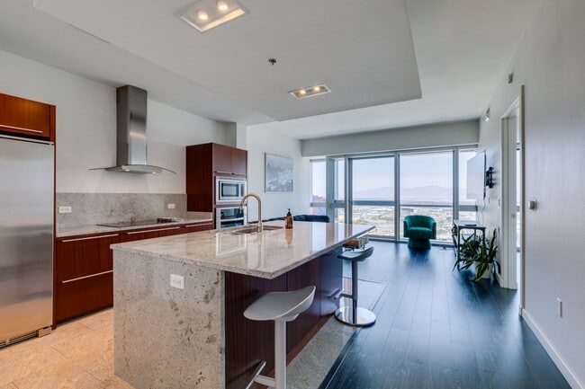Building Photo - Luxury Furnished 2 Bed, 2 Bath Residence at The Martin with Strip & Mountain Views