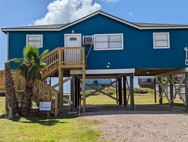 Building Photo - 415 Seashell Dr