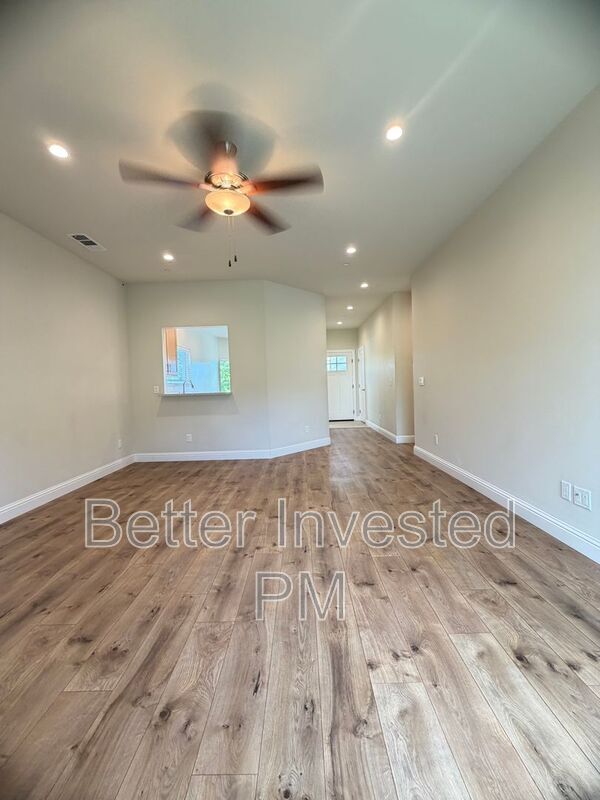 Building Photo - 1601 Keoke Ct