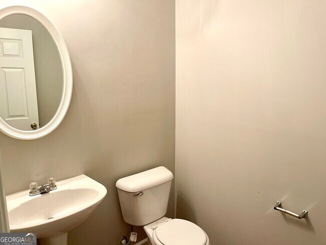 Building Photo - 1130 Dunaway Dr