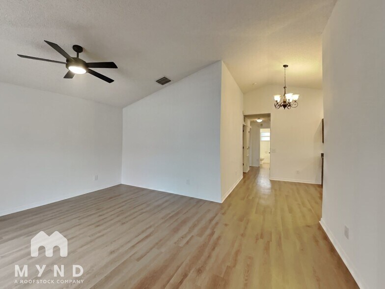 Building Photo - 2904 N Massachusetts Ave