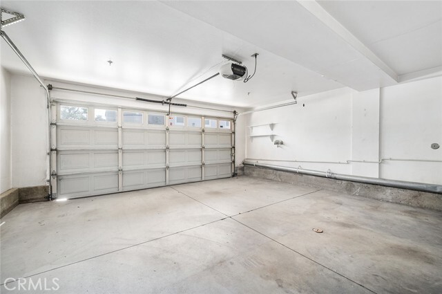 Building Photo - 7543 W Liberty Pkwy