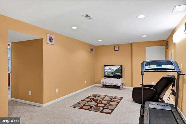 Building Photo - 3289 Kinross Cir