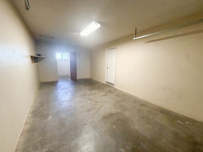 Building Photo - 4036 Mission A
