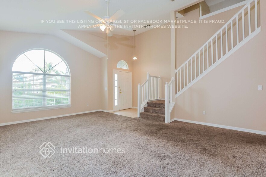 Building Photo - 10837 Leader Ln