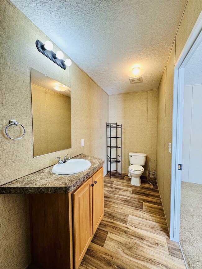 Building Photo - 116 Blissful Ct