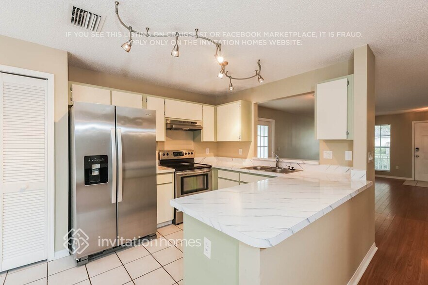 Building Photo - 8558 Manassas Rd