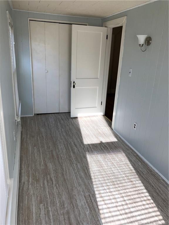 Building Photo - 83 Ledyard Ave