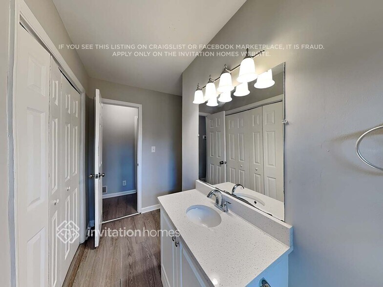 Building Photo - 4430 Pullen Ln SW