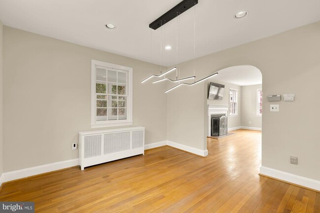 Building Photo - 4809 Wellington Dr