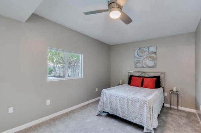 Building Photo - 17250 N 35th Way