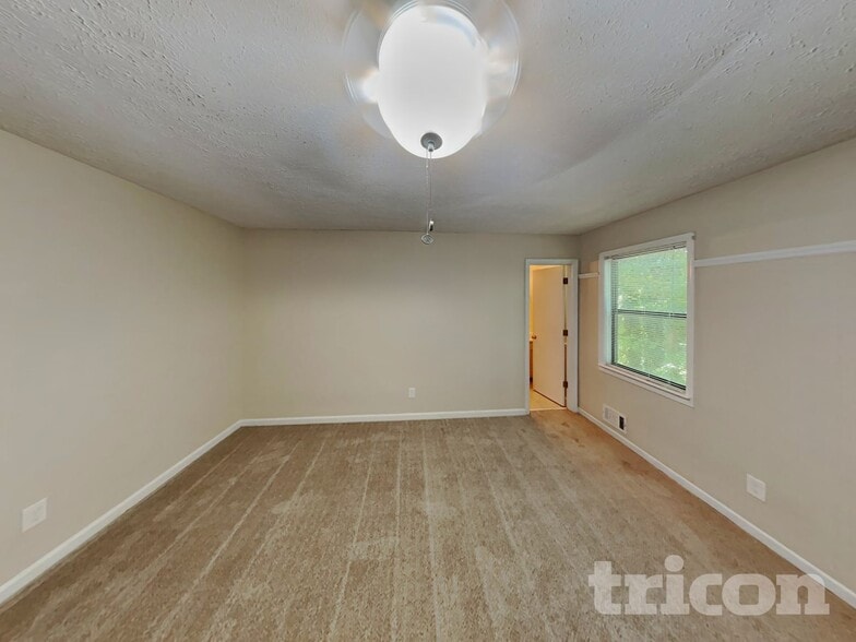 Building Photo - 5040 Sumit Wood Dr NW