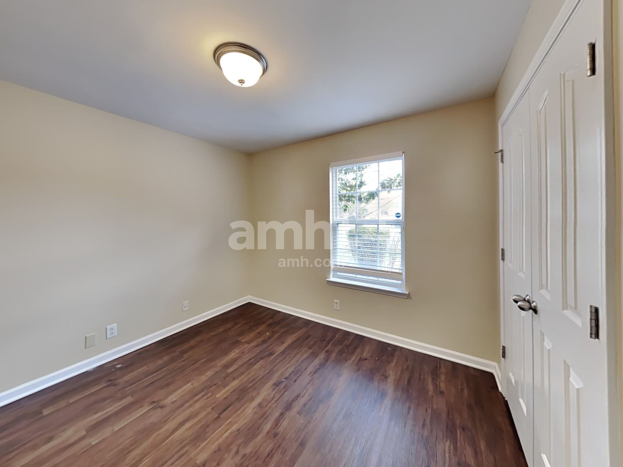 Building Photo - 2106 Bimelech Ln