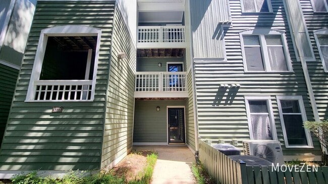 Building Photo - 1221 Westview Ln