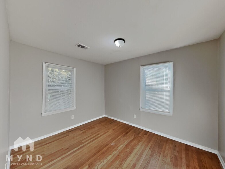 Building Photo - 829 Bonneville Terrace NW