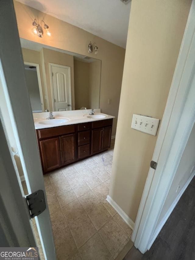 Building Photo - 2918 Hillside Pl