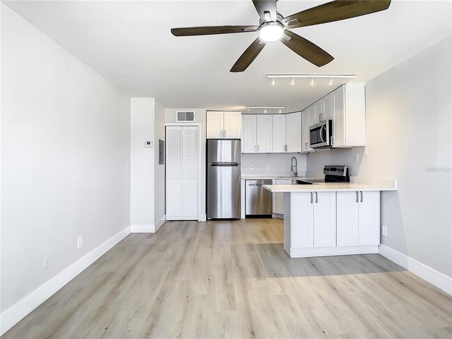 Building Photo - 4724 Walden Cir