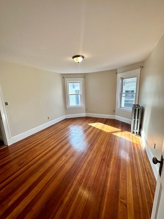Building Photo - 938 Norwest Dr