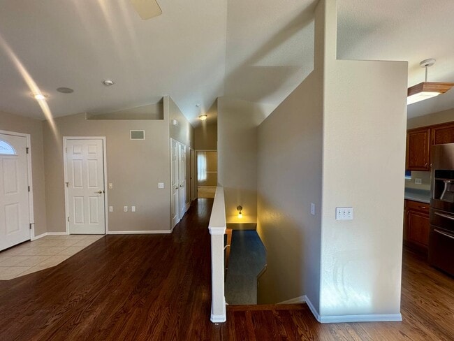 Building Photo - Beautiful home in Pulpit Rock with Stunning Mountain Views