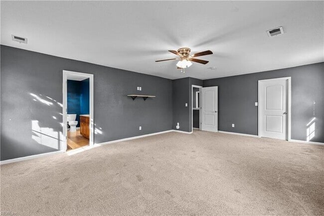 Building Photo - 6423 Dove St